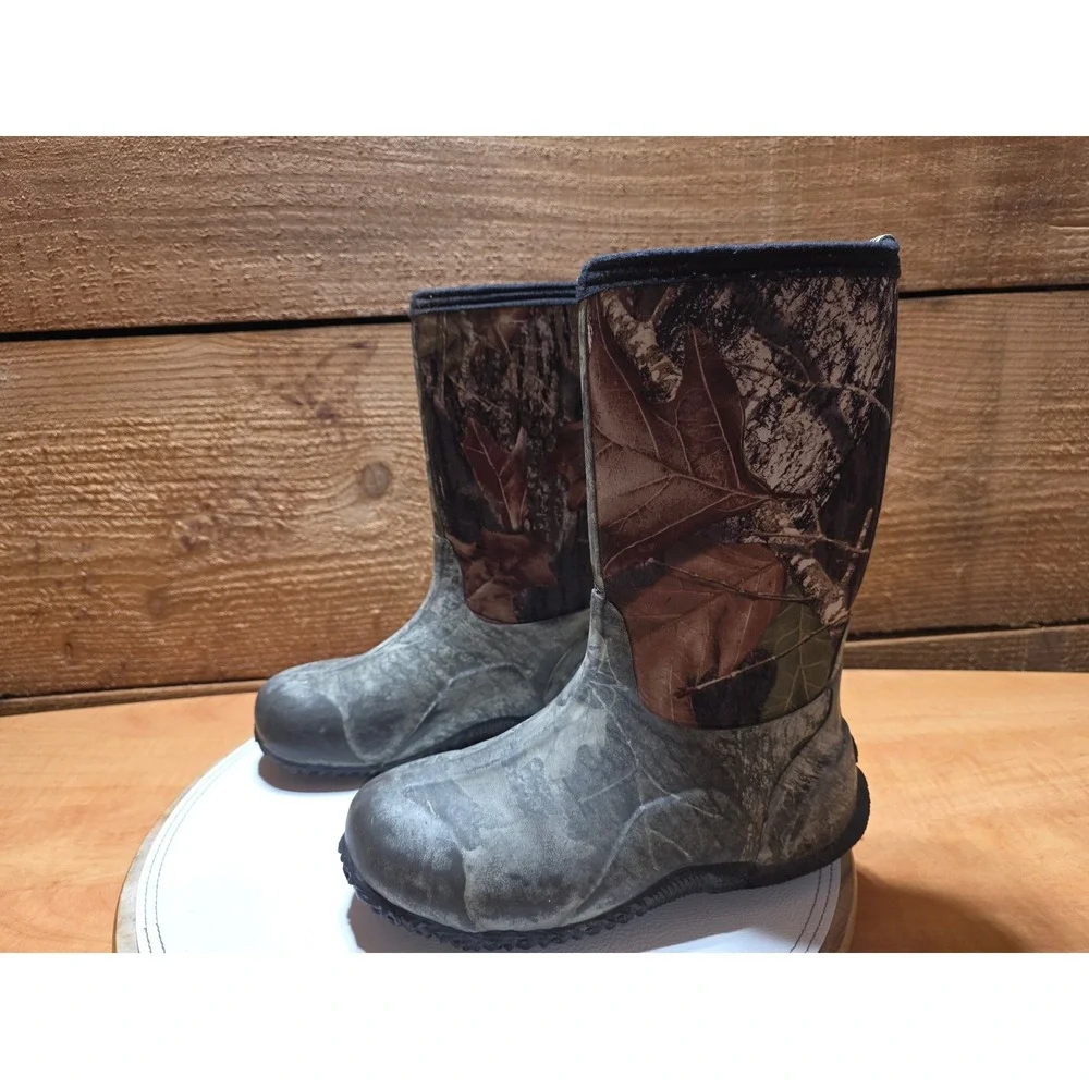 Bogs Kids Classic High Camo Insulated Waterproof Winter Boots 61672-973 Size 5Y